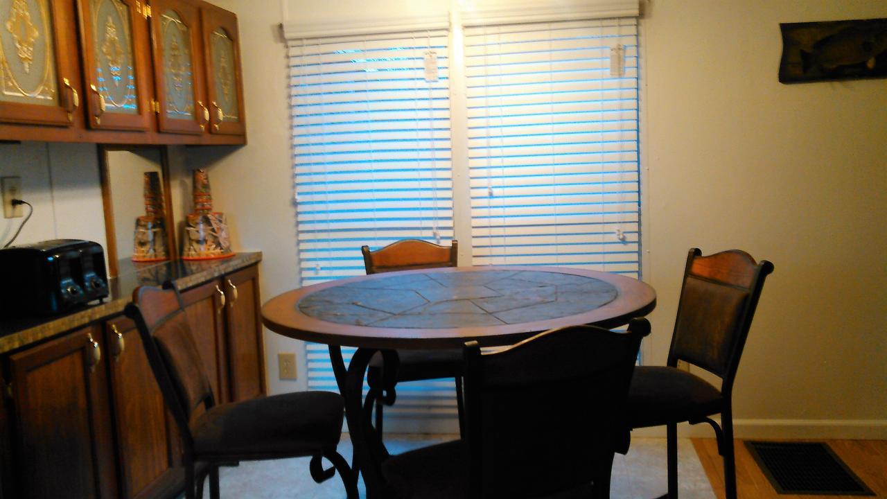 KY Lake Area Rental Aurora Exterior foto